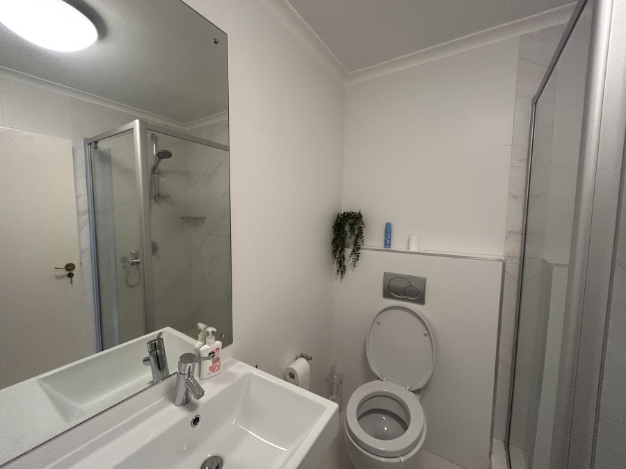 To Let 2 Bedroom Property for Rent in Big Bay Western Cape